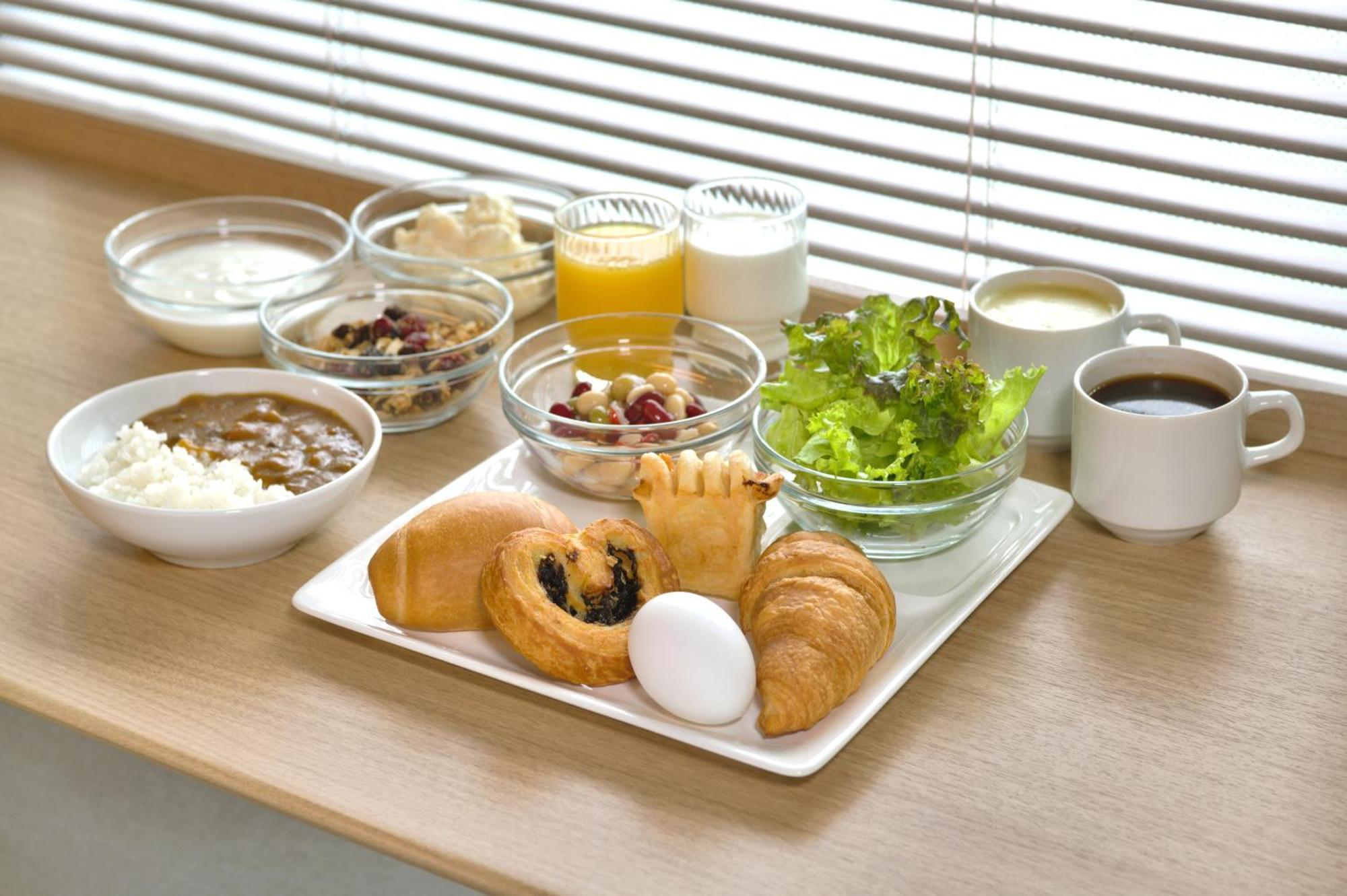 Washingtonr&B Hotel Sendai Higashiguchi Buitenkant foto